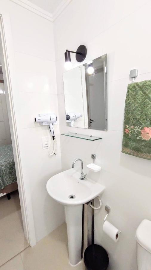 Apto Centro Ubatuba Com Varanda Gourmet, Suite E Piscina Ngoại thất bức ảnh