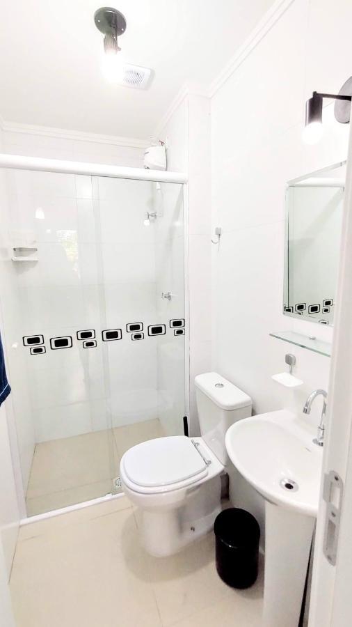 Apto Centro Ubatuba Com Varanda Gourmet, Suite E Piscina Ngoại thất bức ảnh