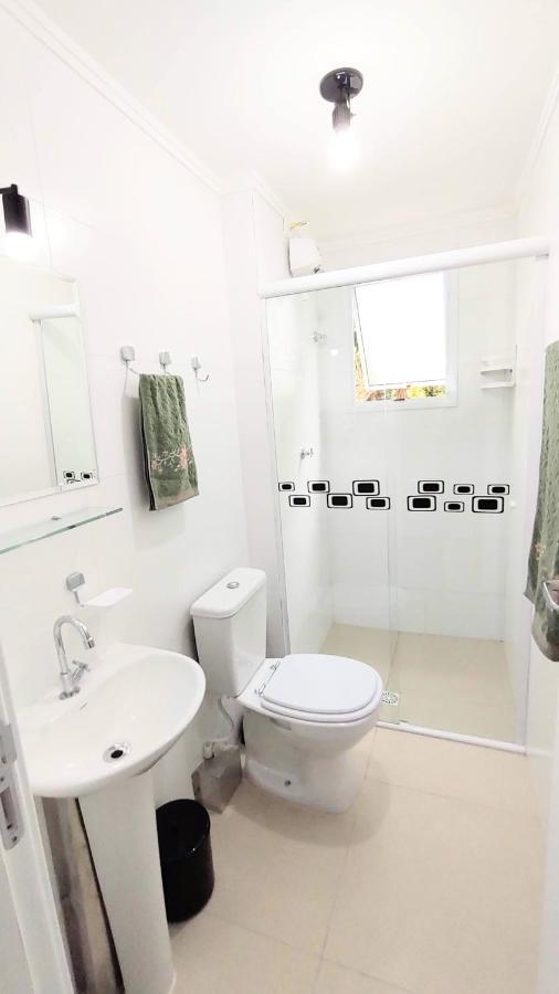 Apto Centro Ubatuba Com Varanda Gourmet, Suite E Piscina Ngoại thất bức ảnh
